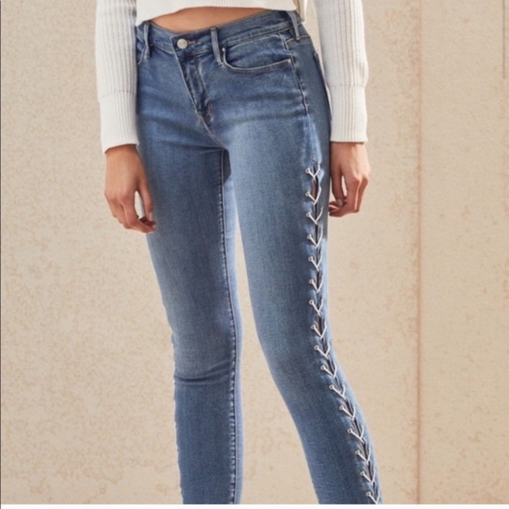 Lace up jeans